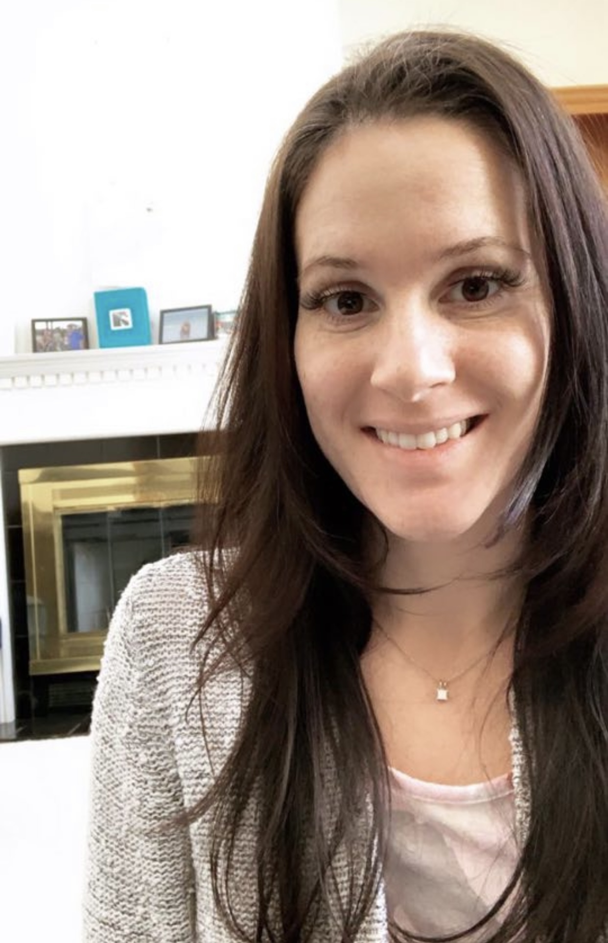 2E300417-8EB3-4499-B95A-44530FC7D340 - Krista Lockwood (1)