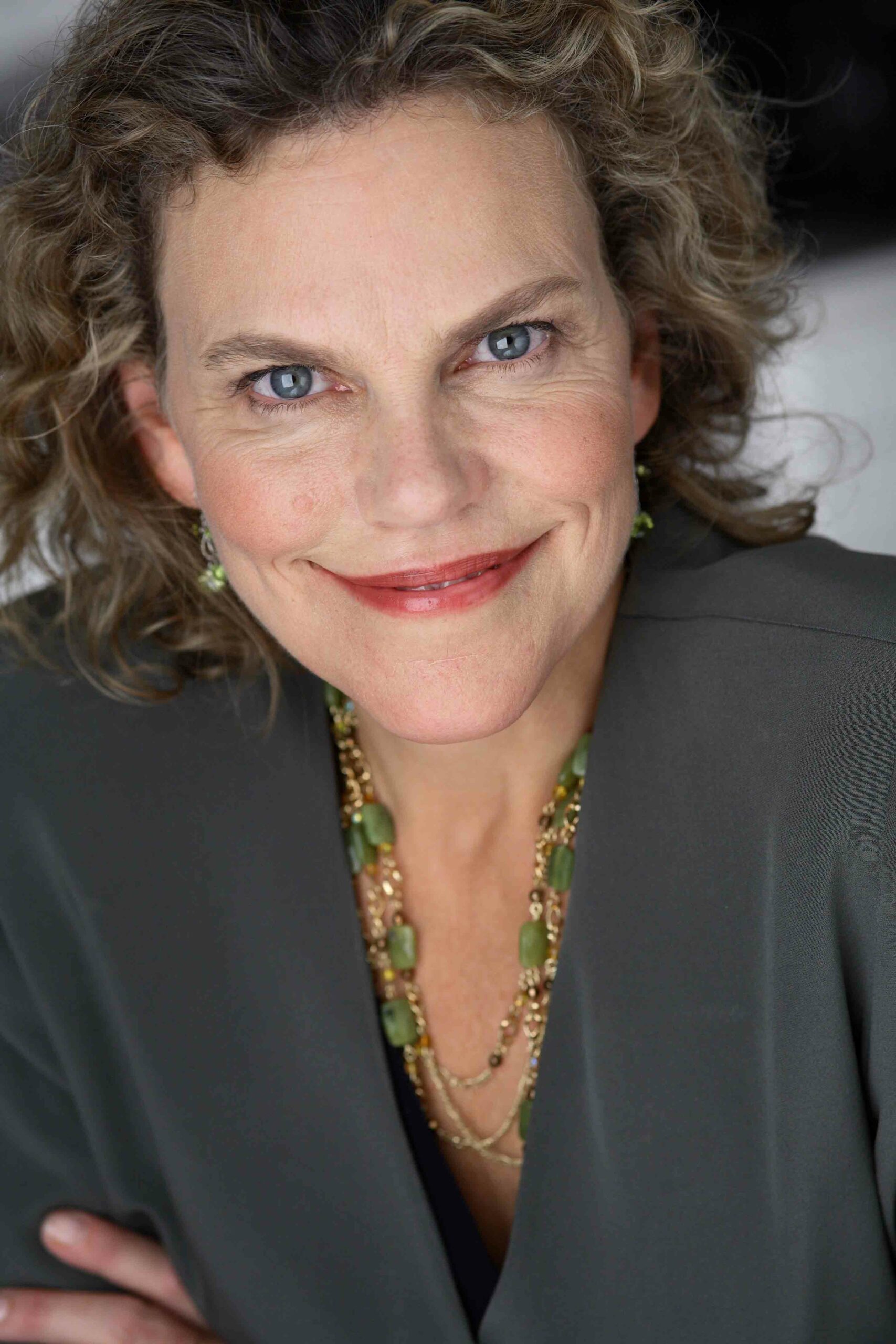 Dr. Laura Markham