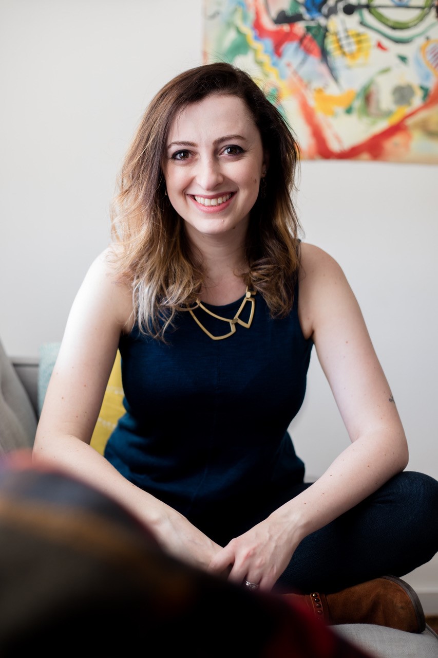 Rachel Simon headshot